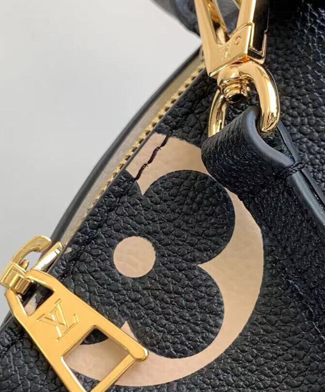 Louis Vuitton Grand Palais M45842 Black - High Quality Replica Designer ...