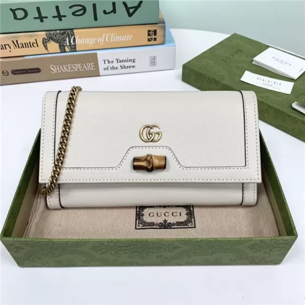 Gucci Diana Chain Wallet With Bamboo White
