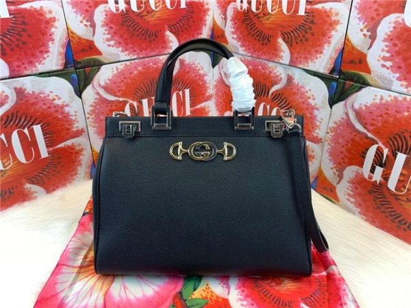Gucci Zumi grainy leather medium top handle bag Black