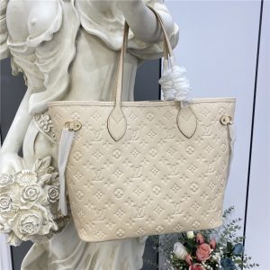 Louis Vuitton Neverfull MM Pale Beige