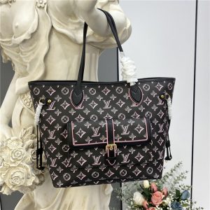 Louis Vuitton Neverfull MM Black