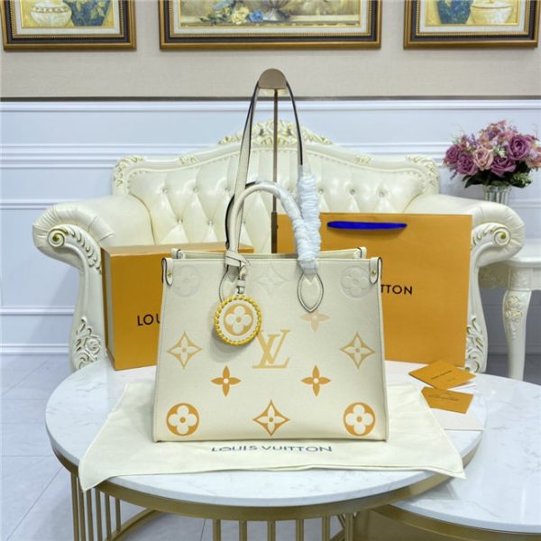 Louis Vuitton Onthego MM Cream / Saffron