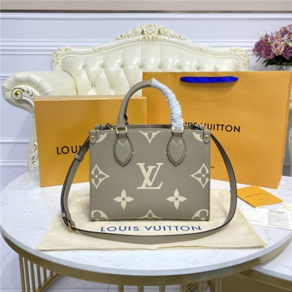 Louis Vuitton Onthego PM Beige / Cream