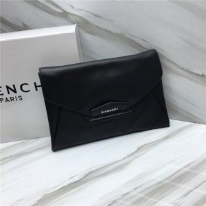 Givenchy Antigona Envelope Clutch Grained Leather Black