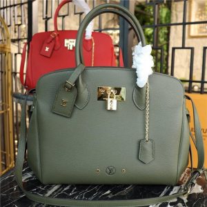 Louis Vuitton Milla MM Laurier