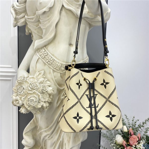 Louis Vuitton NeoNoe MM Cream Monogram Empreinte