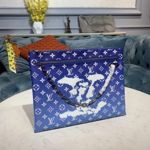 Louis Vuitton Monogram Pouch Chain