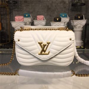 Louis Vuitton New Wave Chain Bag MM