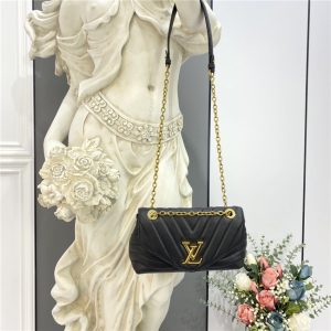 Louis Vuitton New Wave Chain Bag H24 Black