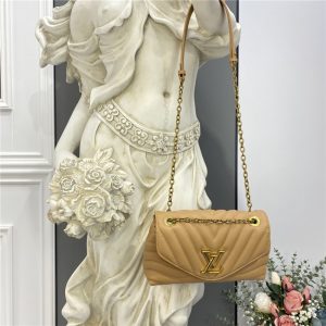 Louis Vuitton LV New Wave Chain Bag H24 Taupe