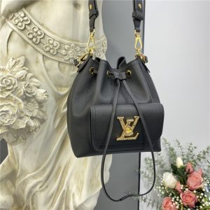 Louis Vuitton Lockme Bucket Black