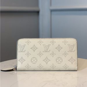 Louis Vuitton Zippy Wallet Mahina