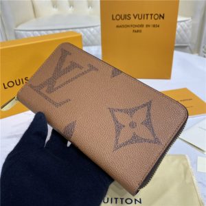 Louis Vuitton Zippy Wallet