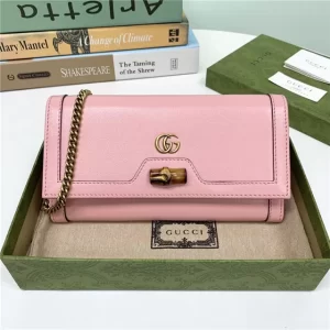 Gucci Diana Chain Wallet With Bamboo Pink