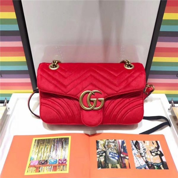 Gucci GG Marmont Matelasse Small Replica Shoulder Bag Velvet Red