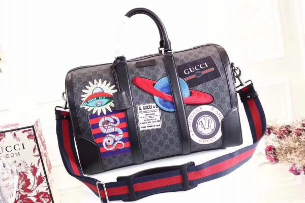Gucci Night Courrier Soft GG Supreme Carry-on Duffle