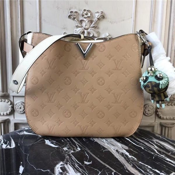 Louis Vuitton Very Hobo Very Leather Sesame Creme