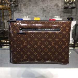 Louis Vuitton Pochette Cosmos Monogram Glaze