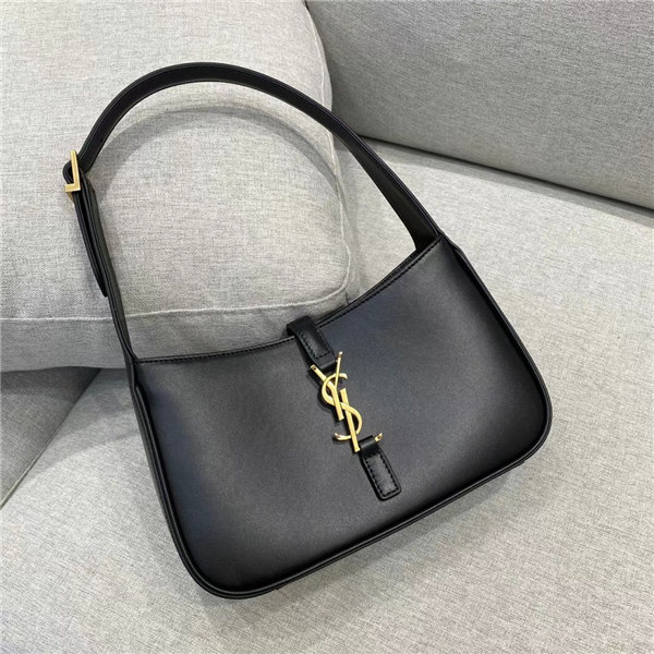 Yves Saint Laurent LE 5 A 7 Hobo Bag Black