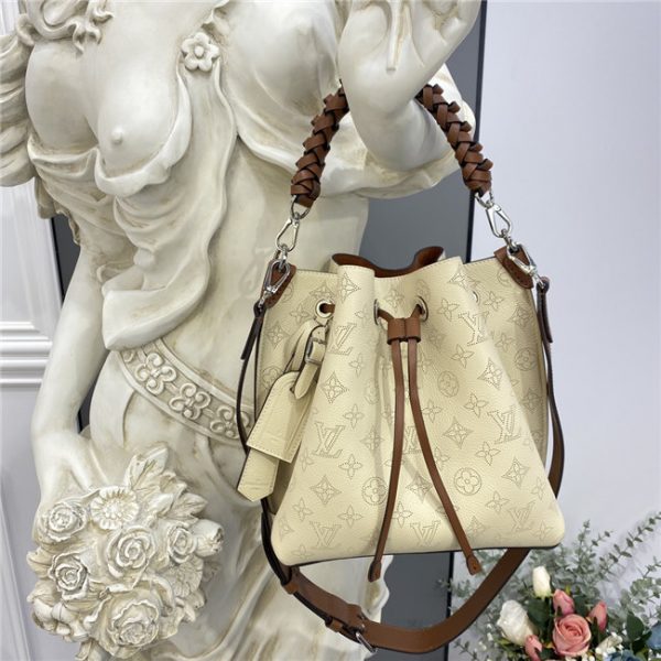 Louis Vuitton Muria Bucket Bag Cream