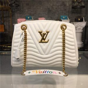 Louis Vuitton New Wave Chain Tote