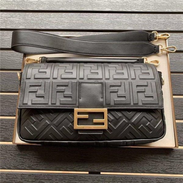 Fendi Baguette Large Black