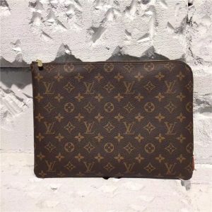 Louis Vuitton Etui Voyage GM Brown