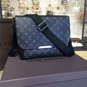 Louis Vuitton Messenger MM Explorer