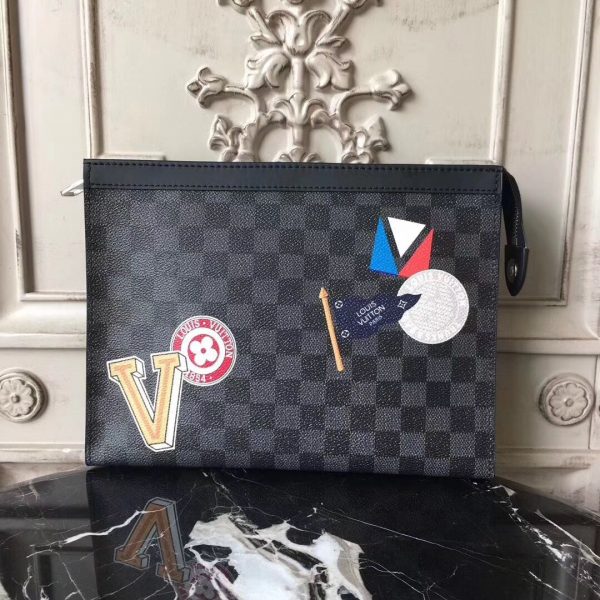 Louis Vuitton Pochette Voyage Damier Graphite Stickers