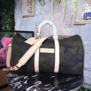 Louis Vuitton x Supreme Keepall Bandouliere Monogram Camo