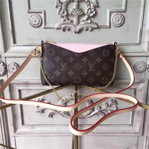 Louis Vuitton Pallas Clutch Rose Poudre