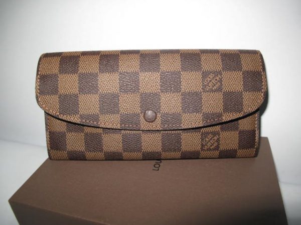 Louis Vuitton Damier Emilie Wallet